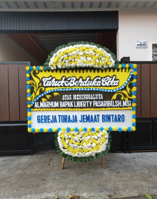 Papan Bunga Duka di Donggala
